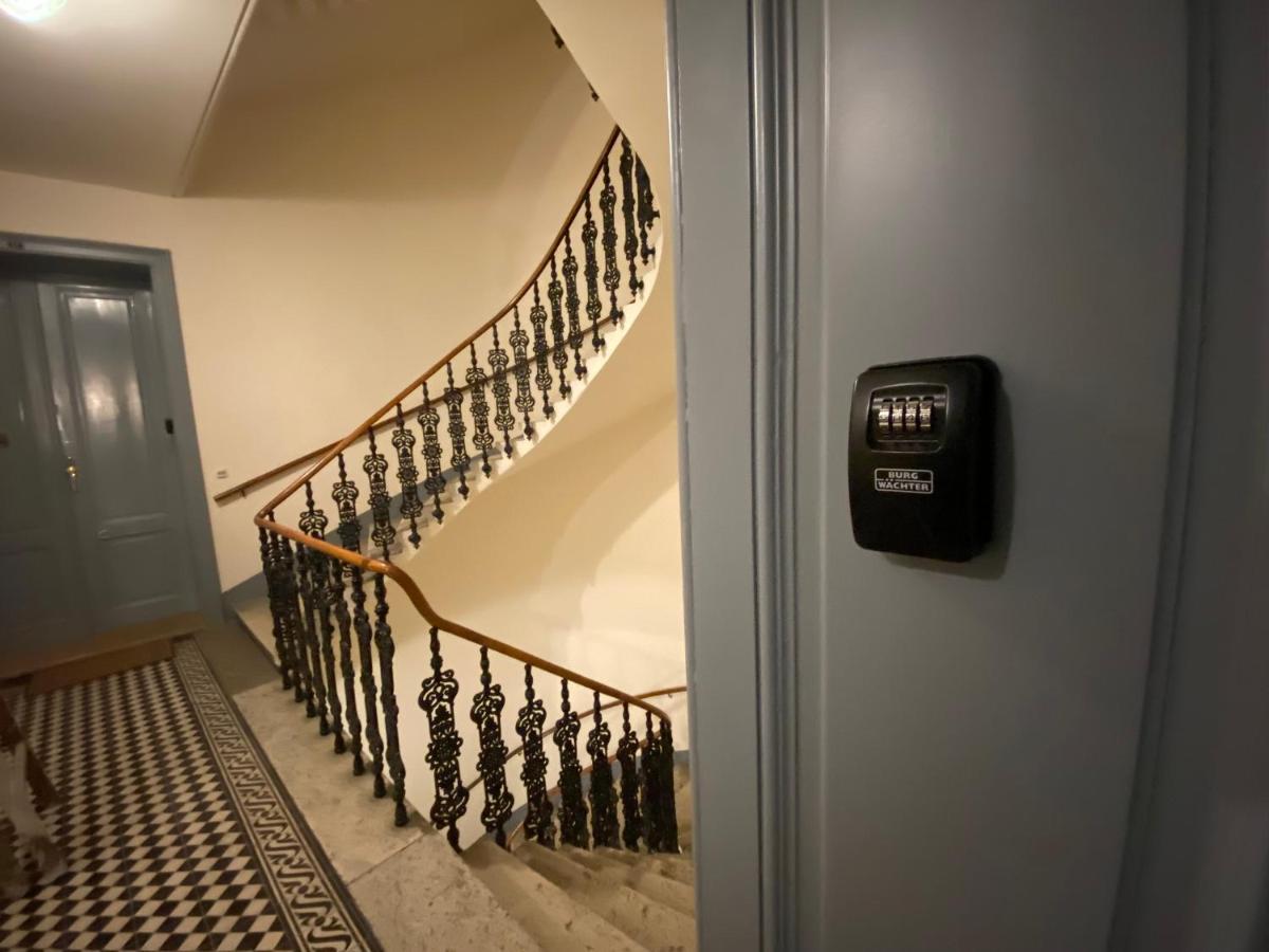 Apartments Opera Wien Ngoại thất bức ảnh